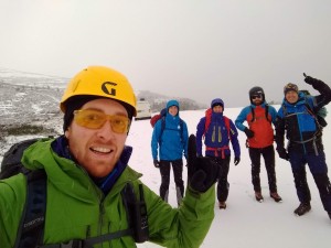 The Cha-No team leaving the Coire na Ciste car park